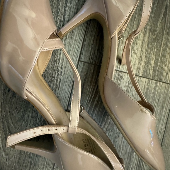 Nude heels - Picture 5 of 7